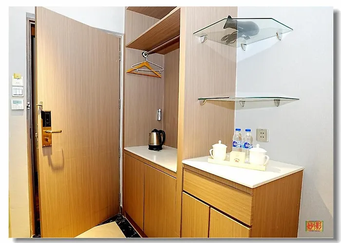 Pristine 1 Hotel